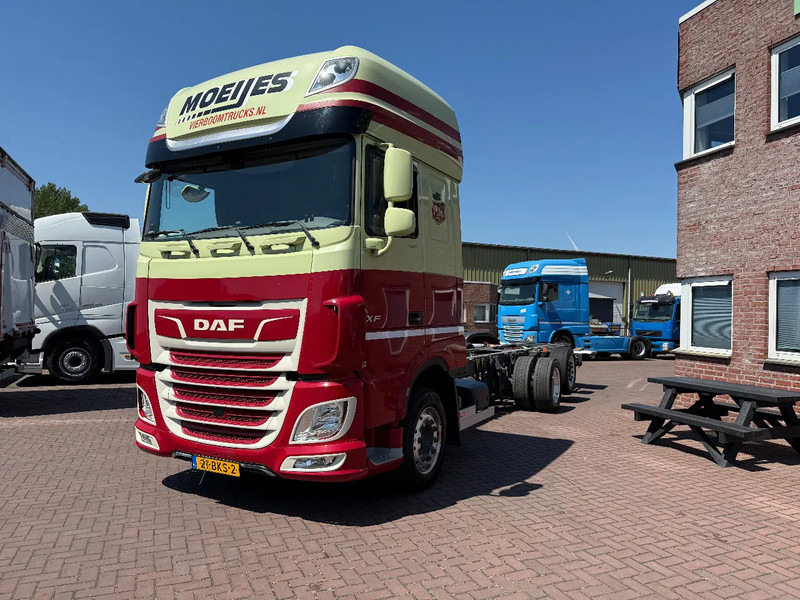 DAF XF 480 XF480 6X2 SSC CHASSIS EURO6 HOLLAND TRUCK - Kamion sa golom šasijom i zatvorenom kabinom: slika 2 DAF XF 480 XF480 6X2 SSC CHASSIS EURO6 HOLLAND TRUCK - Kamion sa golom šasijom i zatvorenom kabinom: slika 2