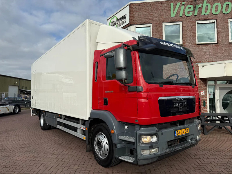 MAN TGM 18.250 TGM 18.250 4X2 Koffer mit Ladebordwand TUV-2-2026 NL-Truck - Kamion sa zatvorenim sandukom: slika 1 MAN TGM 18.250 TGM 18.250 4X2 Koffer mit Ladebordwand TUV-2-2026 NL-Truck - Kamion sa zatvorenim sandukom: slika 1