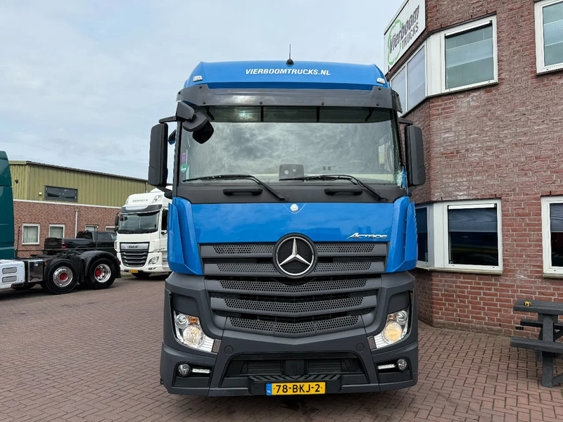 Mercedes-Benz Actros Actros 1842L Bigspace Koffer / Retarder / Kleine Unfall / Fahrbereit / Holland Truck - Kamion sa zatvorenim sandukom: slika 3 Mercedes-Benz Actros Actros 1842L Bigspace Koffer / Retarder / Kleine Unfall / Fahrbereit / Holland Truck - Kamion sa zatvorenim sandukom: slika 3