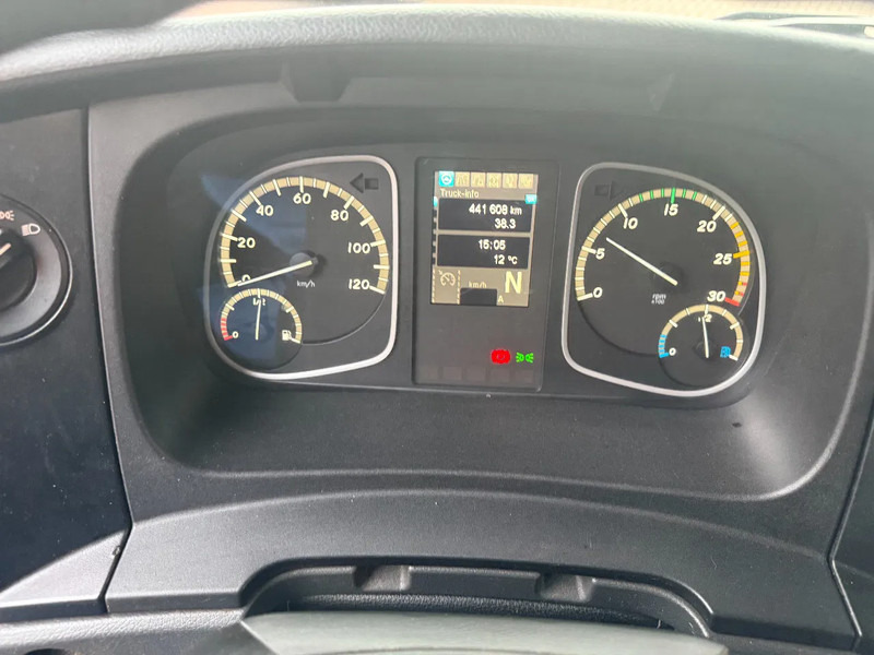Mercedes-Benz Atego Atego 916L / Koffer 6.45m / Klima / Euro6 / ACC /Holland Truck - Kamion sa zatvorenim sandukom: slika 5 Mercedes-Benz Atego Atego 916L / Koffer 6.45m / Klima / Euro6 / ACC /Holland Truck - Kamion sa zatvorenim sandukom: slika 5