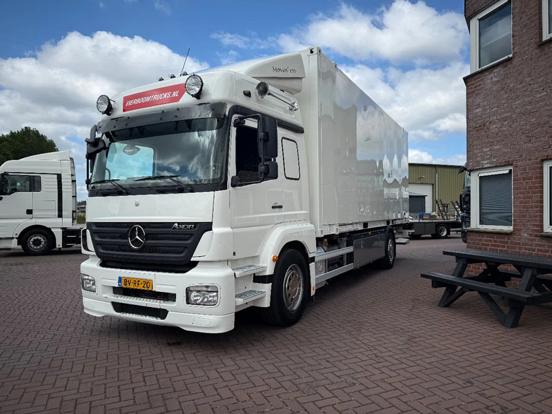 Mercedes-Benz Axor 1829 Axor 1829L BDF Mit Wechselkoffer+LBW Top NL Truck - Kamion sa zatvorenim sandukom: slika 2 Mercedes-Benz Axor 1829 Axor 1829L BDF Mit Wechselkoffer+LBW Top NL Truck - Kamion sa zatvorenim sandukom: slika 2