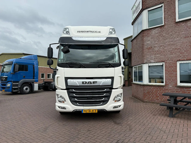 DAF CF 410 CF410 4X2 Spacecab - Distributie trekker - Mileuzone - Dealer onderhouden - apk 6-2026 - Tegljač: slika 2 DAF CF 410 CF410 4X2 Spacecab - Distributie trekker - Mileuzone - Dealer onderhouden - apk 6-2026 - Tegljač: slika 2
