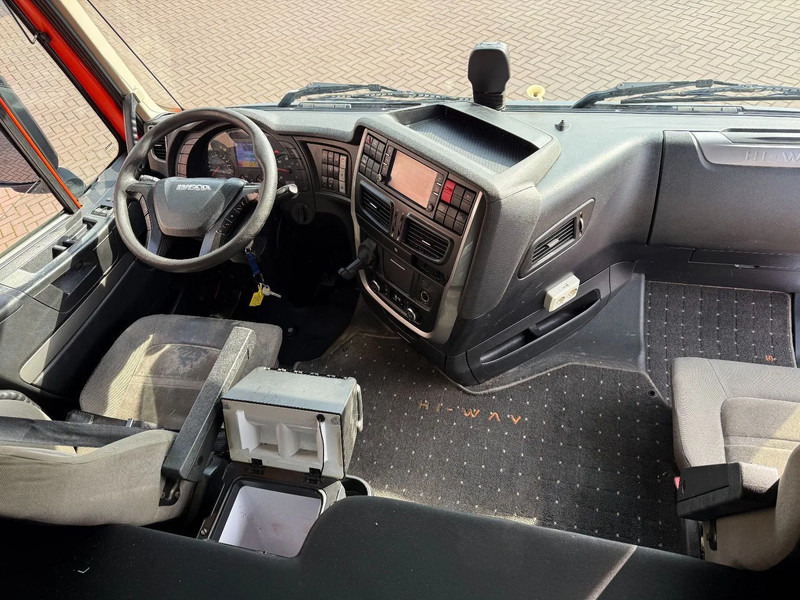 Iveco Stralis 400 Stralis 400 4X2 LNG Retarder 2x Tank Holland Truck TUV 01-2026!!!!!!!! - Tegljač: slika 5 Iveco Stralis 400 Stralis 400 4X2 LNG Retarder 2x Tank Holland Truck TUV 01-2026!!!!!!!! - Tegljač: slika 5