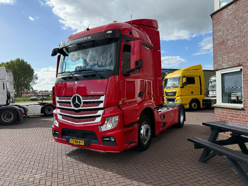 Mercedes-Benz Actros Actros 1842LS 4X2 Streamspace / ACC / Full MB service / Holland Truck - Tegljač: slika 2 Mercedes-Benz Actros Actros 1842LS 4X2 Streamspace / ACC / Full MB service / Holland Truck - Tegljač: slika 2