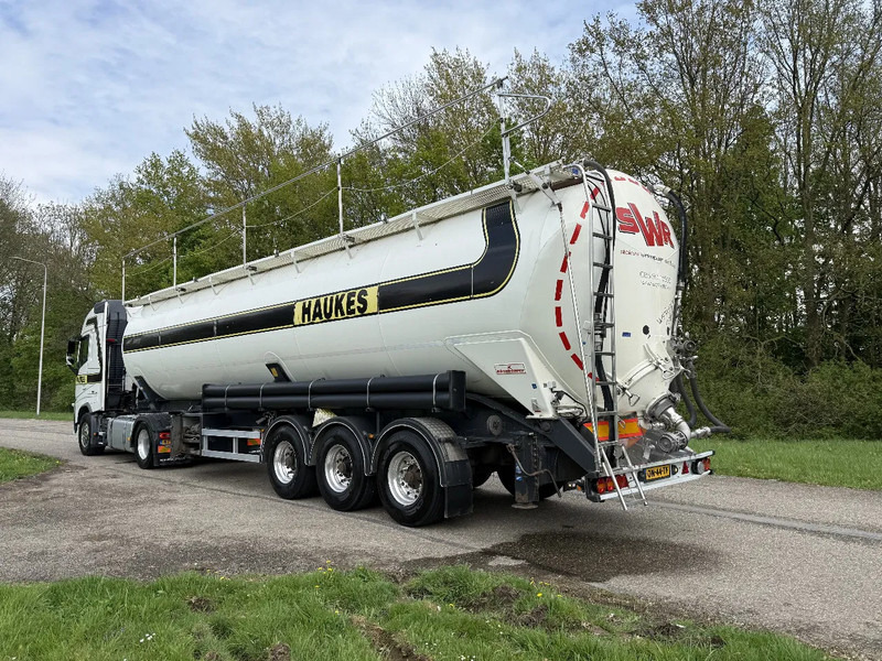 Volvo FH 420 4X2 MIT KASSBOHRER KIPPSILO SUPER ZUSTAND!!! - Tegljač: slika 4 Volvo FH 420 4X2 MIT KASSBOHRER KIPPSILO SUPER ZUSTAND!!! - Tegljač: slika 4