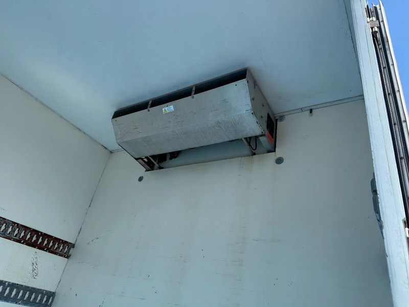 Hladnjača Volvo FL FL210 4X2 Kuhlkoffer mit Carrier Supra 550 / LBW / AHK: slika 13