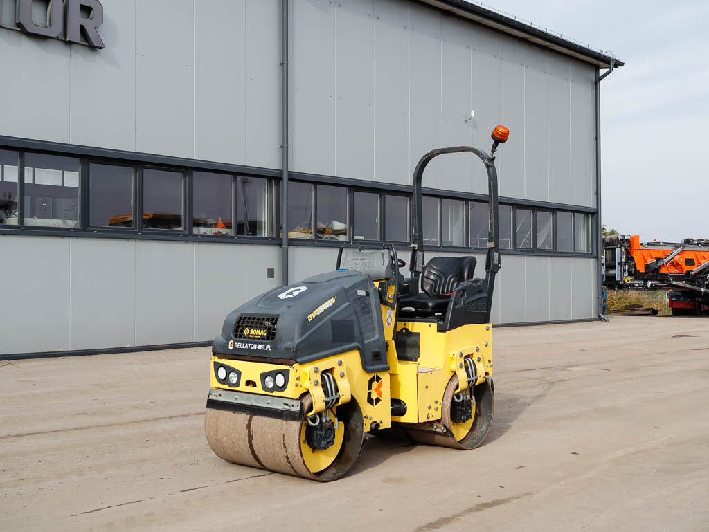 BOMAG BW 90 AD-5 - Valjak za puteve: slika 2 BOMAG BW 90 AD-5 - Valjak za puteve: slika 2