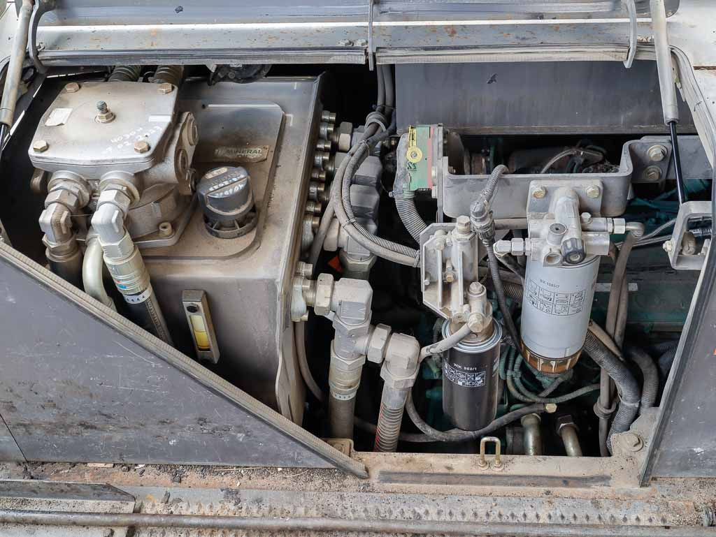 Asfaltni finišer VOLVO ABG P6820C: slika 50
