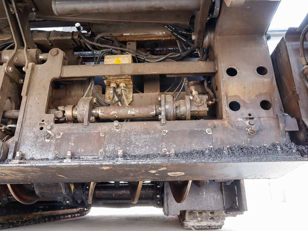Asfaltni finišer VOLVO ABG P6820C: slika 26