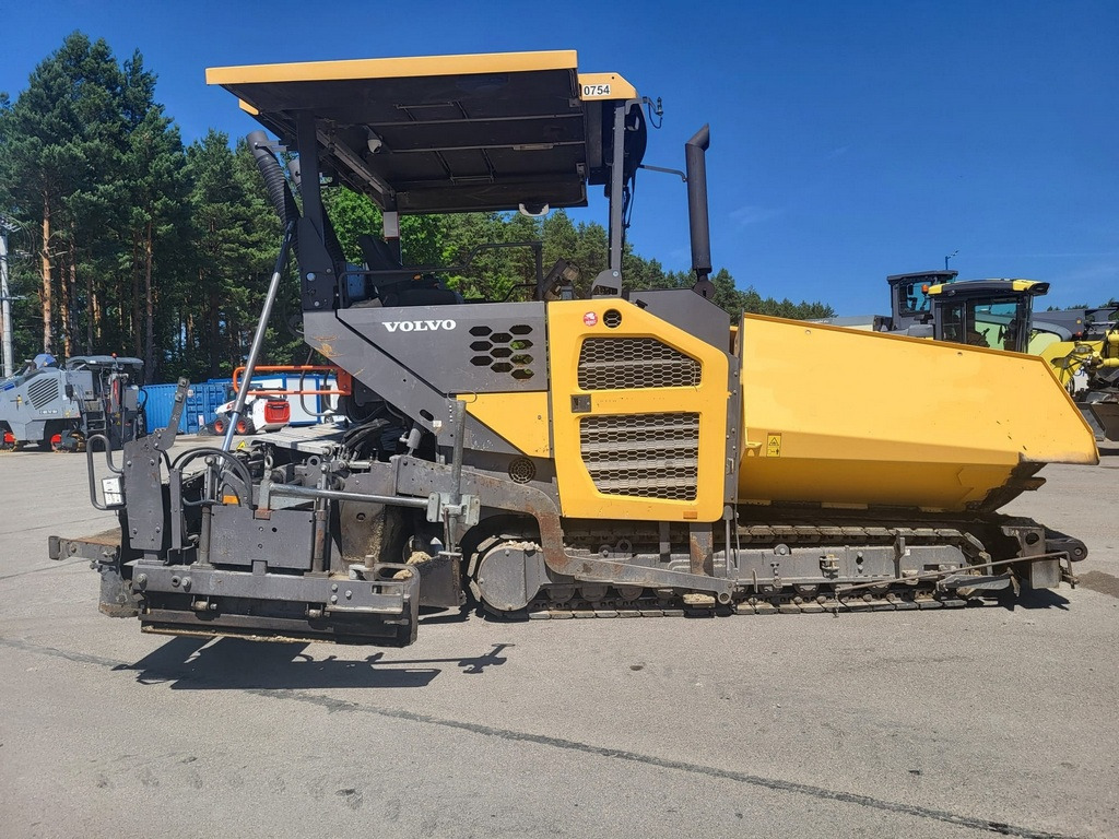 VOLVO ABG P7820C - Asfaltni finišer: slika 1 VOLVO ABG P7820C - Asfaltni finišer: slika 1