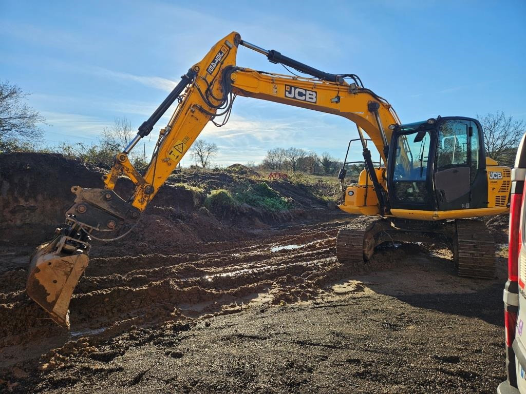 JCB JS 145 LC - Bager guseničar: slika 1 JCB JS 145 LC - Bager guseničar: slika 1