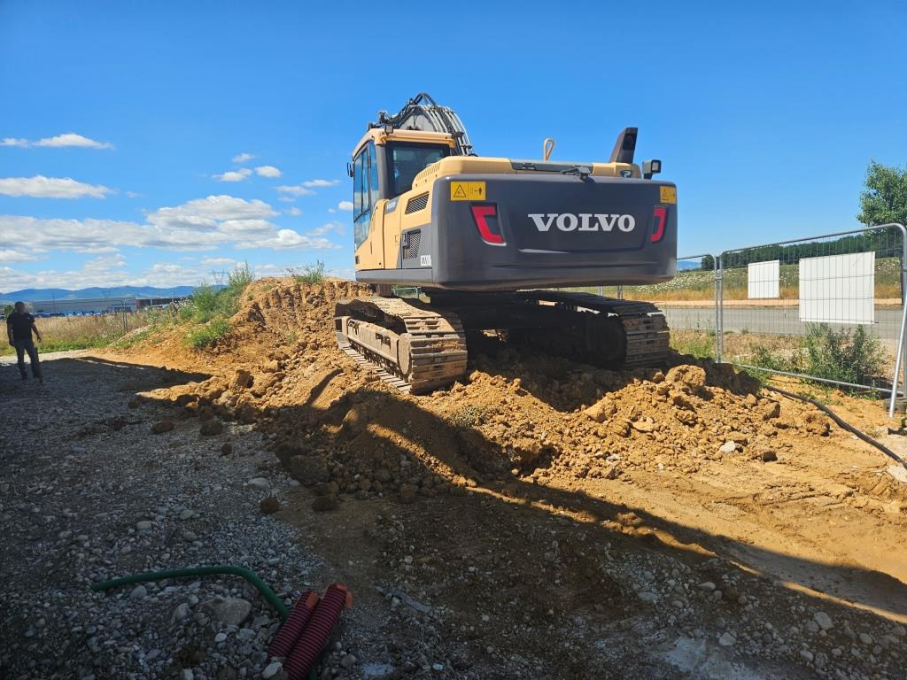 VOLVO EC 220 DL - Bager guseničar: slika 3 VOLVO EC 220 DL - Bager guseničar: slika 3