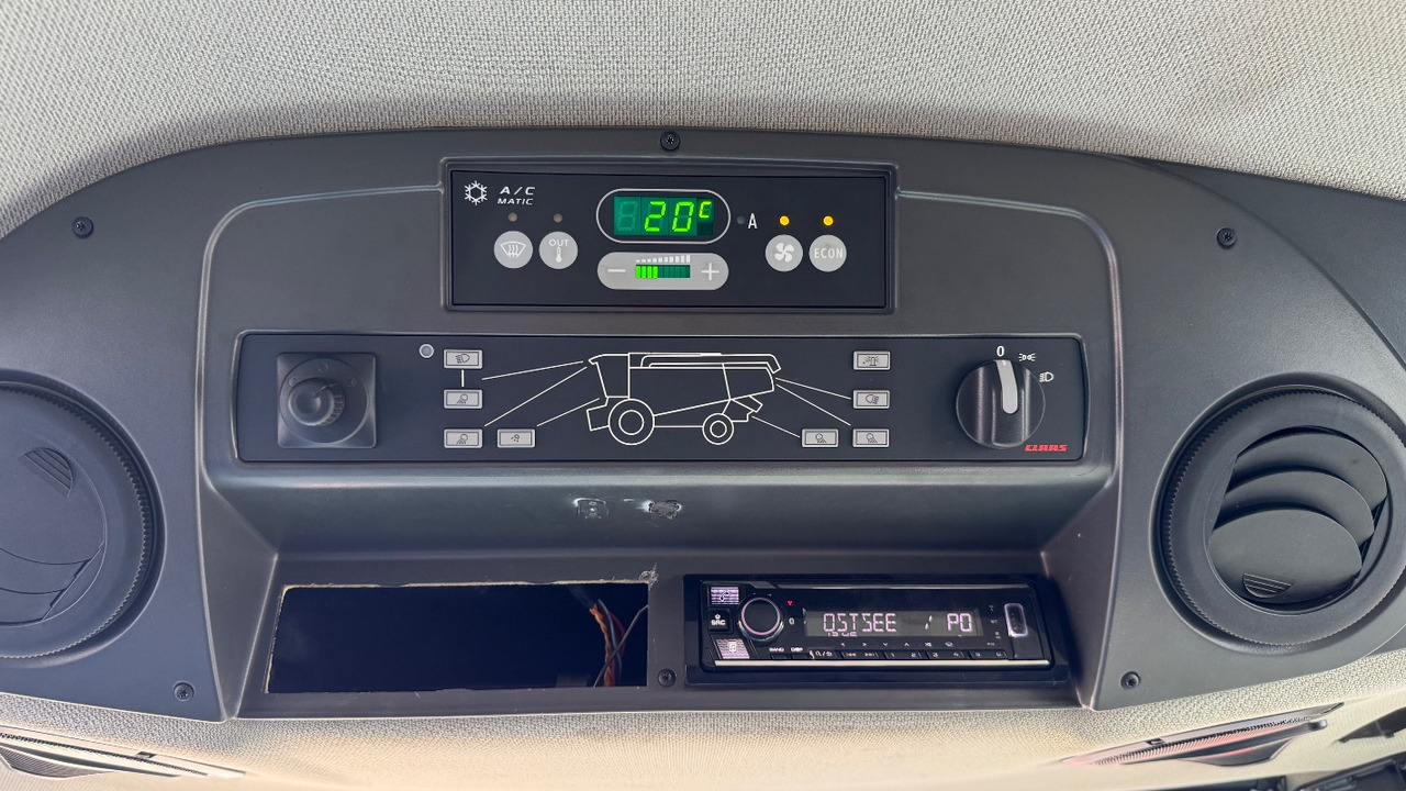 CLAAS Lexion 6900 TerraTrac 890 full Options - Kombinovani kombajn: slika 3 CLAAS Lexion 6900 TerraTrac 890 full Options - Kombinovani kombajn: slika 3