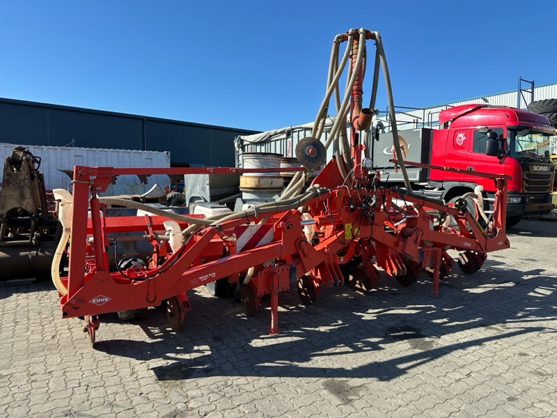 Kuhn Maxima 8 Reihen - Sejalica: slika 1 Kuhn Maxima 8 Reihen - Sejalica: slika 1