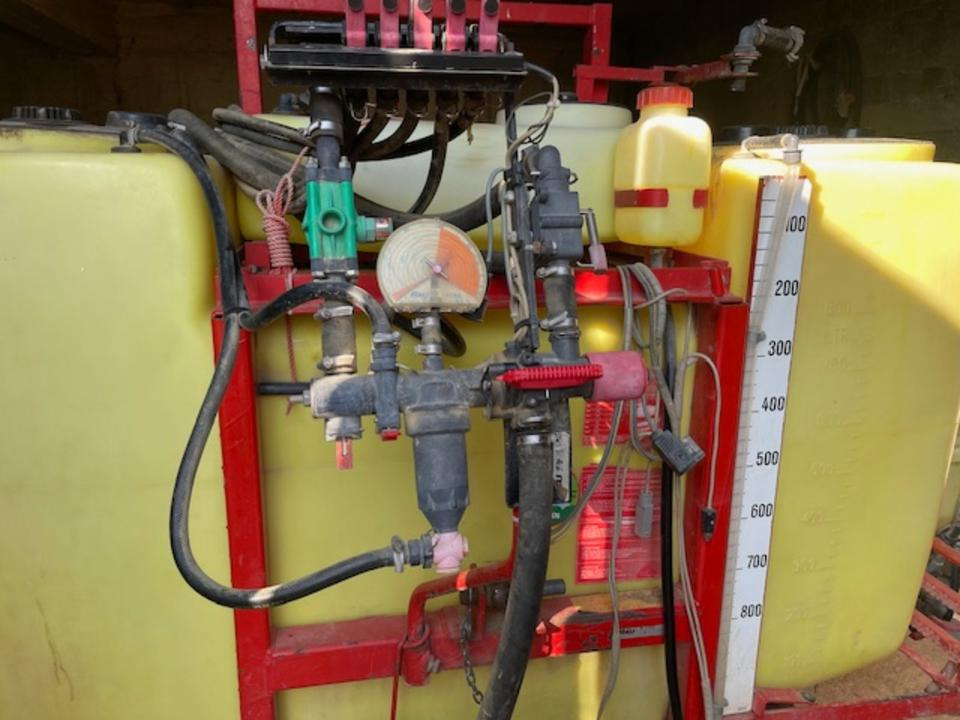 Feldspritze 800 ltr. Rau D2 - Prskalica montirana na traktor: slika 3 Feldspritze 800 ltr. Rau D2 - Prskalica montirana na traktor: slika 3