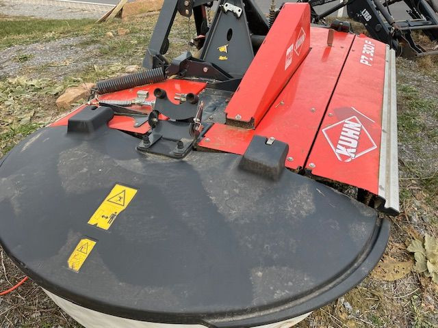 Frontmähwerk, Kuhn, PZ 300F - Kosačica: slika 3 Frontmähwerk, Kuhn, PZ 300F - Kosačica: slika 3