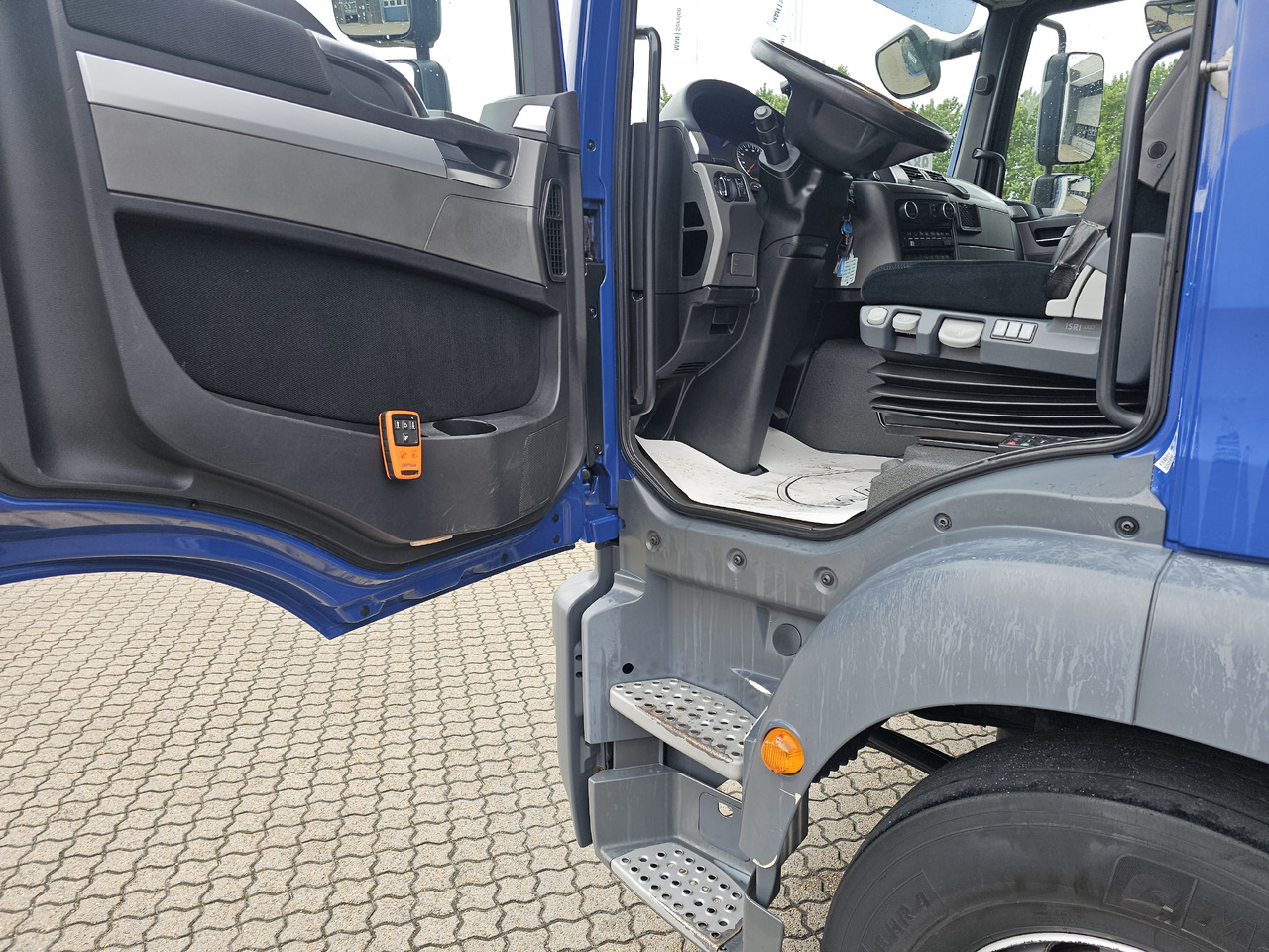 MAN TGM 18.290 - Kamion sa zatvorenim sandukom: slika 5 MAN TGM 18.290 - Kamion sa zatvorenim sandukom: slika 5
