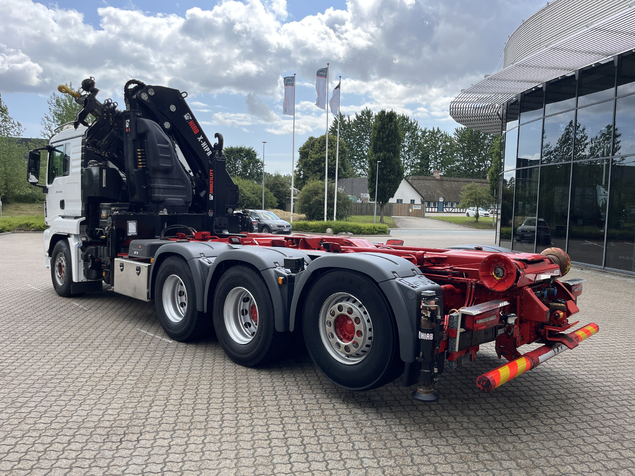 MAN TGS 35.500 8x4 - Kamion za prevoz kontejnera/ Kamion sa promenjivim sandukom, Kamion sa dizalicom: slika 3 MAN TGS 35.500 8x4 - Kamion za prevoz kontejnera/ Kamion sa promenjivim sandukom, Kamion sa dizalicom: slika 3