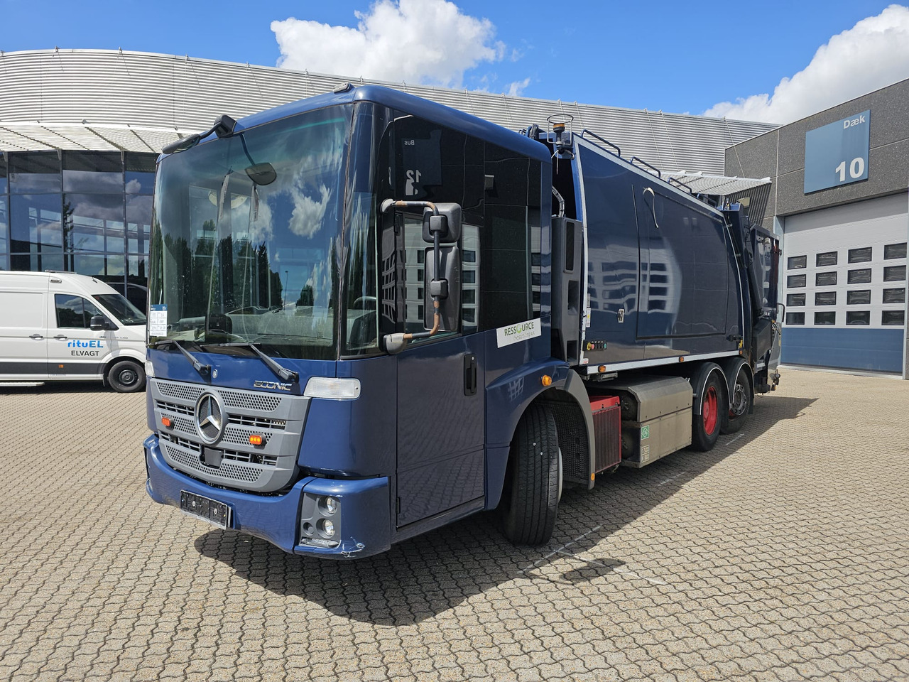 Mercedes Econic 2630 Gas-CNG - Kamion za smeće: slika 1 Mercedes Econic 2630 Gas-CNG - Kamion za smeće: slika 1