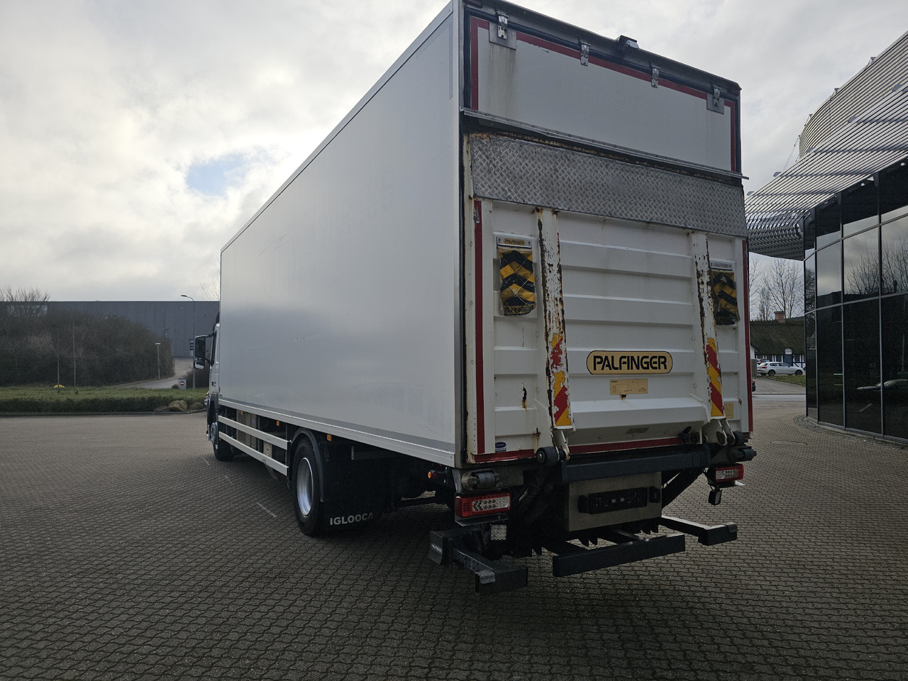 Volvo FM330 - Hladnjača: slika 4 Volvo FM330 - Hladnjača: slika 4