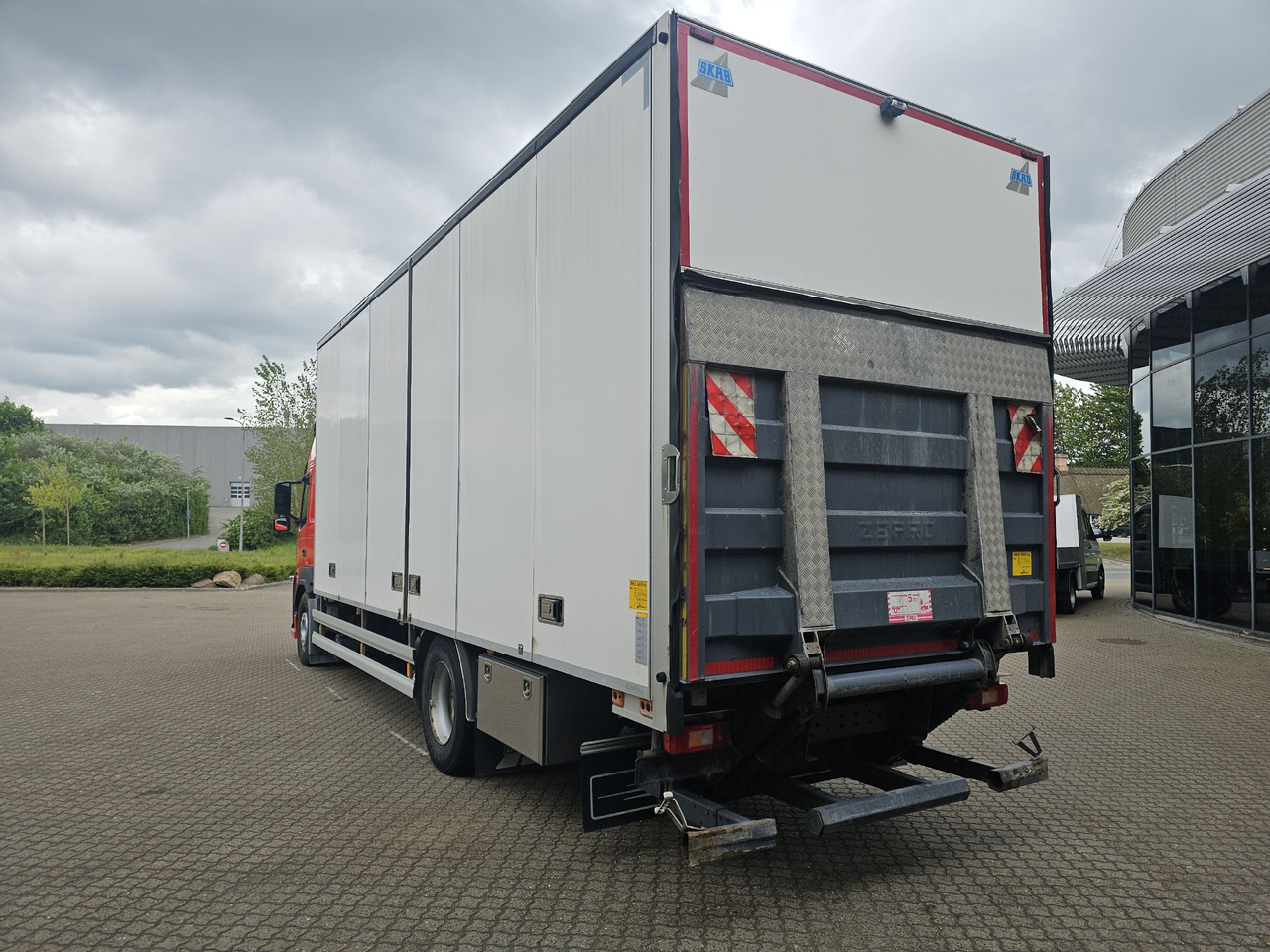 Volvo FM340 - Kamion sa zatvorenim sandukom: slika 3 Volvo FM340 - Kamion sa zatvorenim sandukom: slika 3