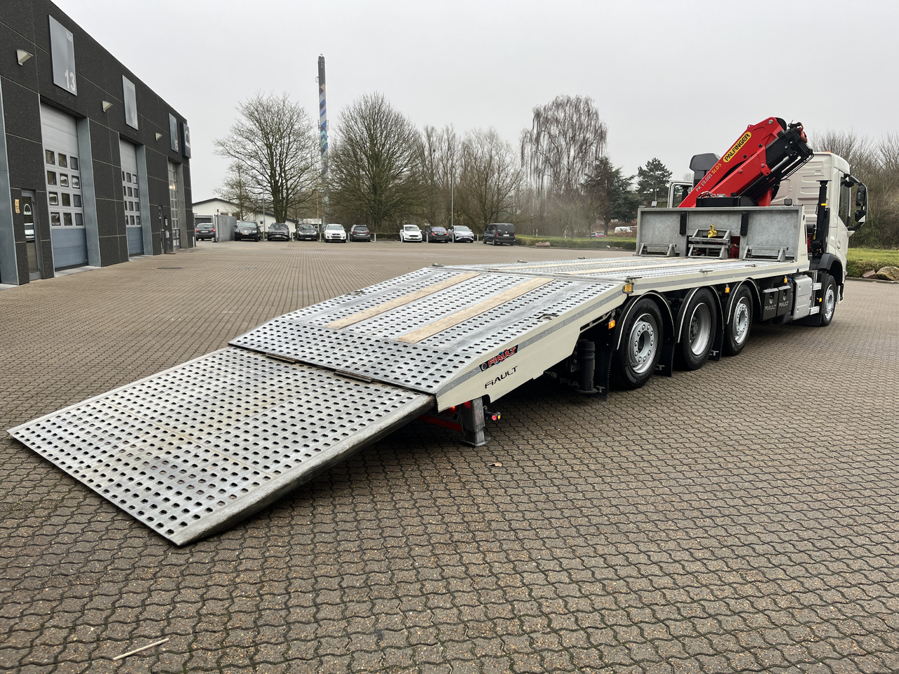 Volvo FM500 - Kamion za prevoz automobila, Kamion sa dizalicom: slika 3 Volvo FM500 - Kamion za prevoz automobila, Kamion sa dizalicom: slika 3