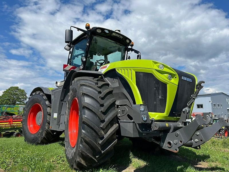 CLAAS Xerion 4200 Trac VC - Traktor: slika 1 CLAAS Xerion 4200 Trac VC - Traktor: slika 1