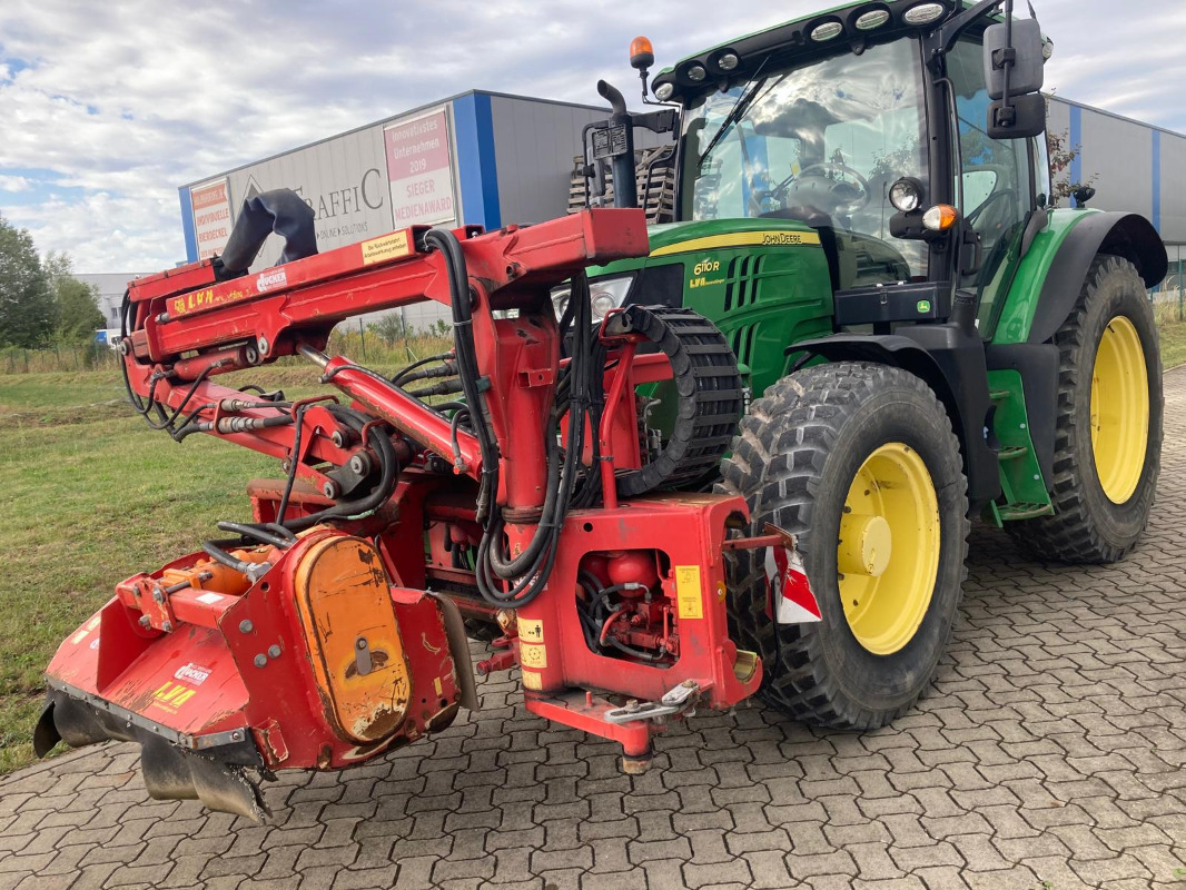John Deere 6110R - Traktor: slika 5 John Deere 6110R - Traktor: slika 5