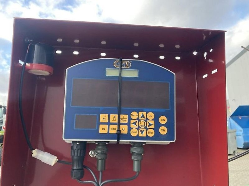 Strautmann Verti-Mix 951 - Prikolica za mešanje stočne hrane: slika 4 Strautmann Verti-Mix 951 - Prikolica za mešanje stočne hrane: slika 4