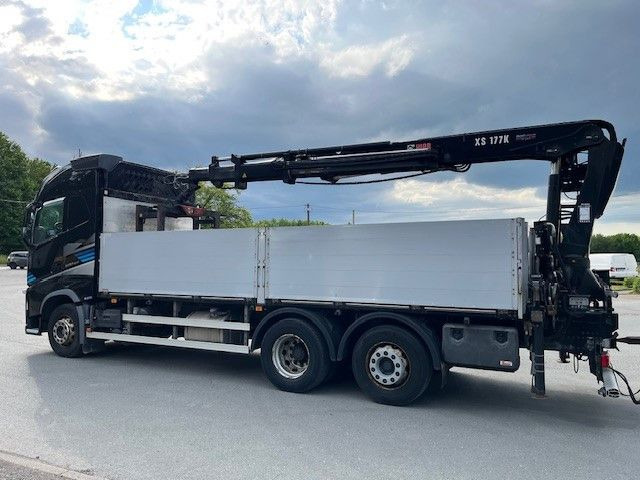 Volvo FH500 Baustoff LKW Hiap 177K Top gepflegt - Kamion sa tovarnim sandukom, Kamion sa dizalicom: slika 2 Volvo FH500 Baustoff LKW Hiap 177K Top gepflegt - Kamion sa tovarnim sandukom, Kamion sa dizalicom: slika 2