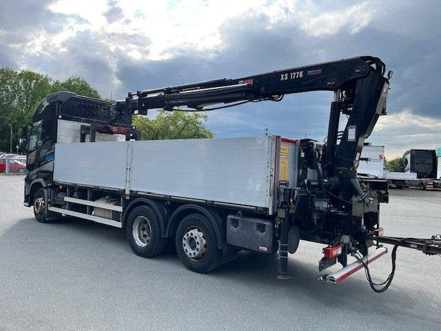 Volvo FH500 Baustoff LKW Hiap 177K Top gepflegt - Kamion sa tovarnim sandukom, Kamion sa dizalicom: slika 3 Volvo FH500 Baustoff LKW Hiap 177K Top gepflegt - Kamion sa tovarnim sandukom, Kamion sa dizalicom: slika 3
