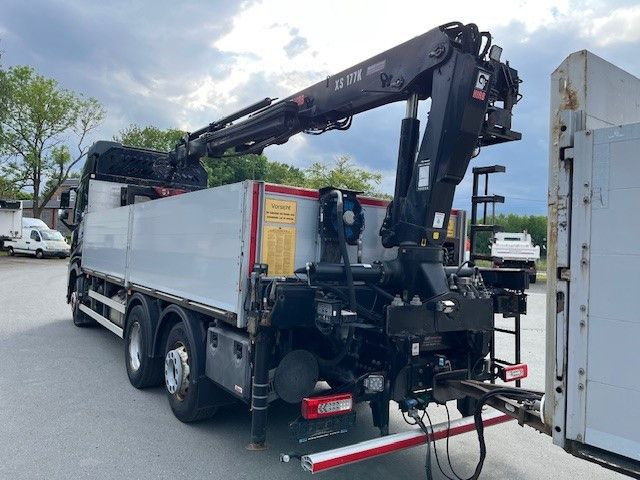 Volvo FH500 Baustoff LKW Hiap 177K Top gepflegt - Kamion sa tovarnim sandukom, Kamion sa dizalicom: slika 4 Volvo FH500 Baustoff LKW Hiap 177K Top gepflegt - Kamion sa tovarnim sandukom, Kamion sa dizalicom: slika 4