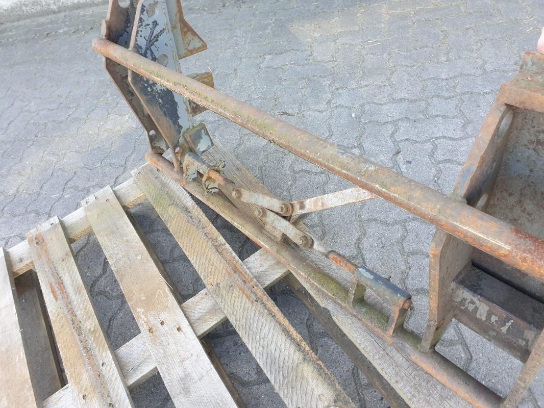 ADAPTERRAHMEN KRAMER / EURO - Prednji utovarivač za traktor: slika 4 ADAPTERRAHMEN KRAMER / EURO - Prednji utovarivač za traktor: slika 4
