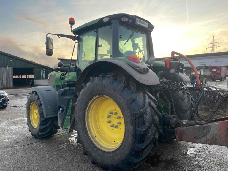 John Deere 6155M - Traktor: slika 5 John Deere 6155M - Traktor: slika 5