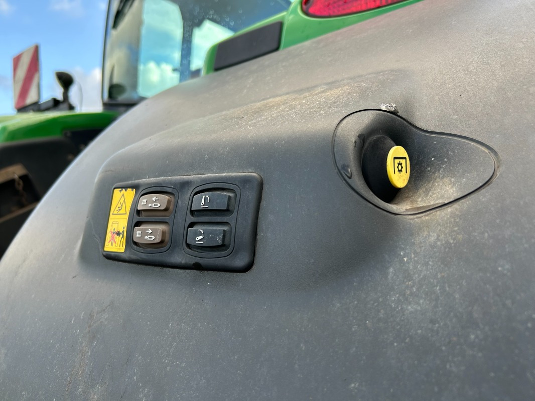 John Deere 6195R - Traktor: slika 5 John Deere 6195R - Traktor: slika 5