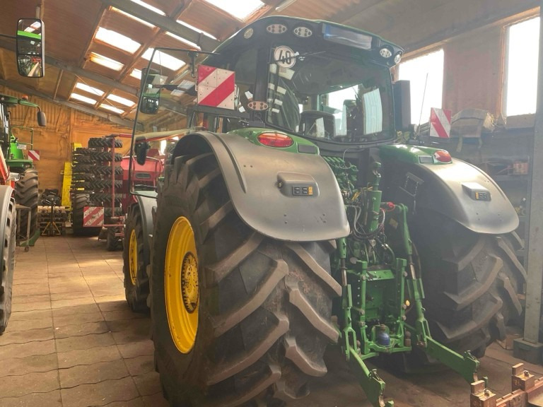 John Deere 6R 175 - Traktor: slika 4 John Deere 6R 175 - Traktor: slika 4