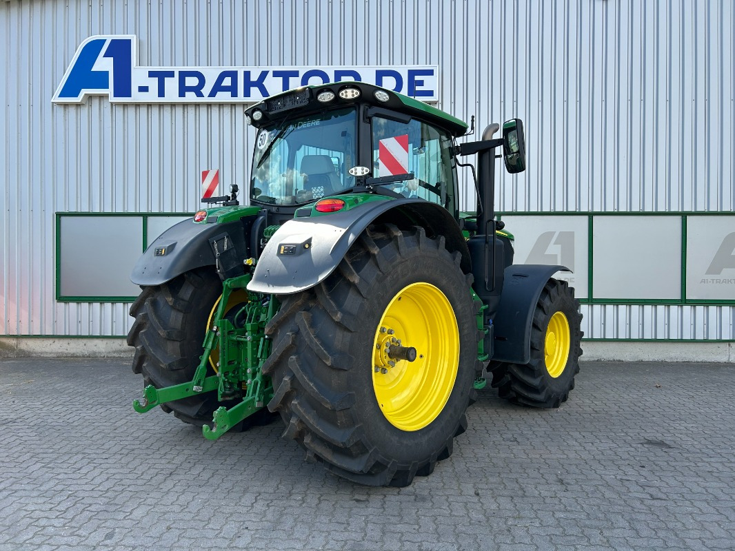 John Deere 6R 215 - Traktor: slika 2 John Deere 6R 215 - Traktor: slika 2