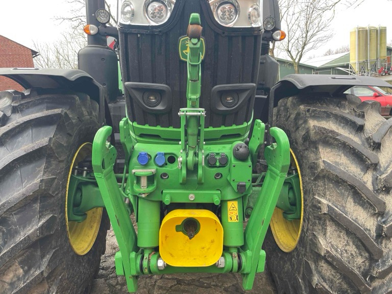 John Deere 6R 250 - Traktor: slika 4 John Deere 6R 250 - Traktor: slika 4