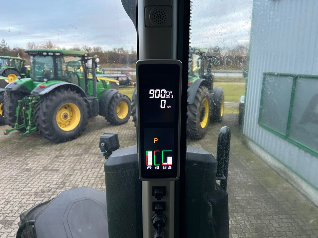 John Deere 7R 330 e23 - Traktor: slika 3 John Deere 7R 330 e23 - Traktor: slika 3