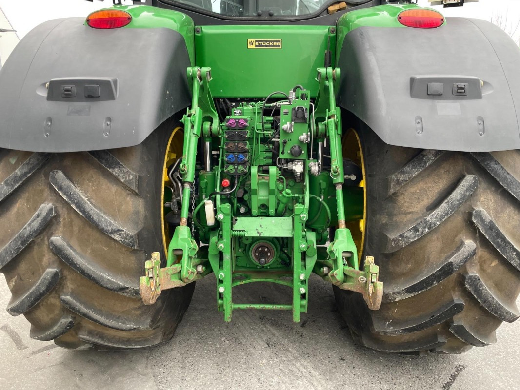 John Deere 8270R - Traktor: slika 5 John Deere 8270R - Traktor: slika 5