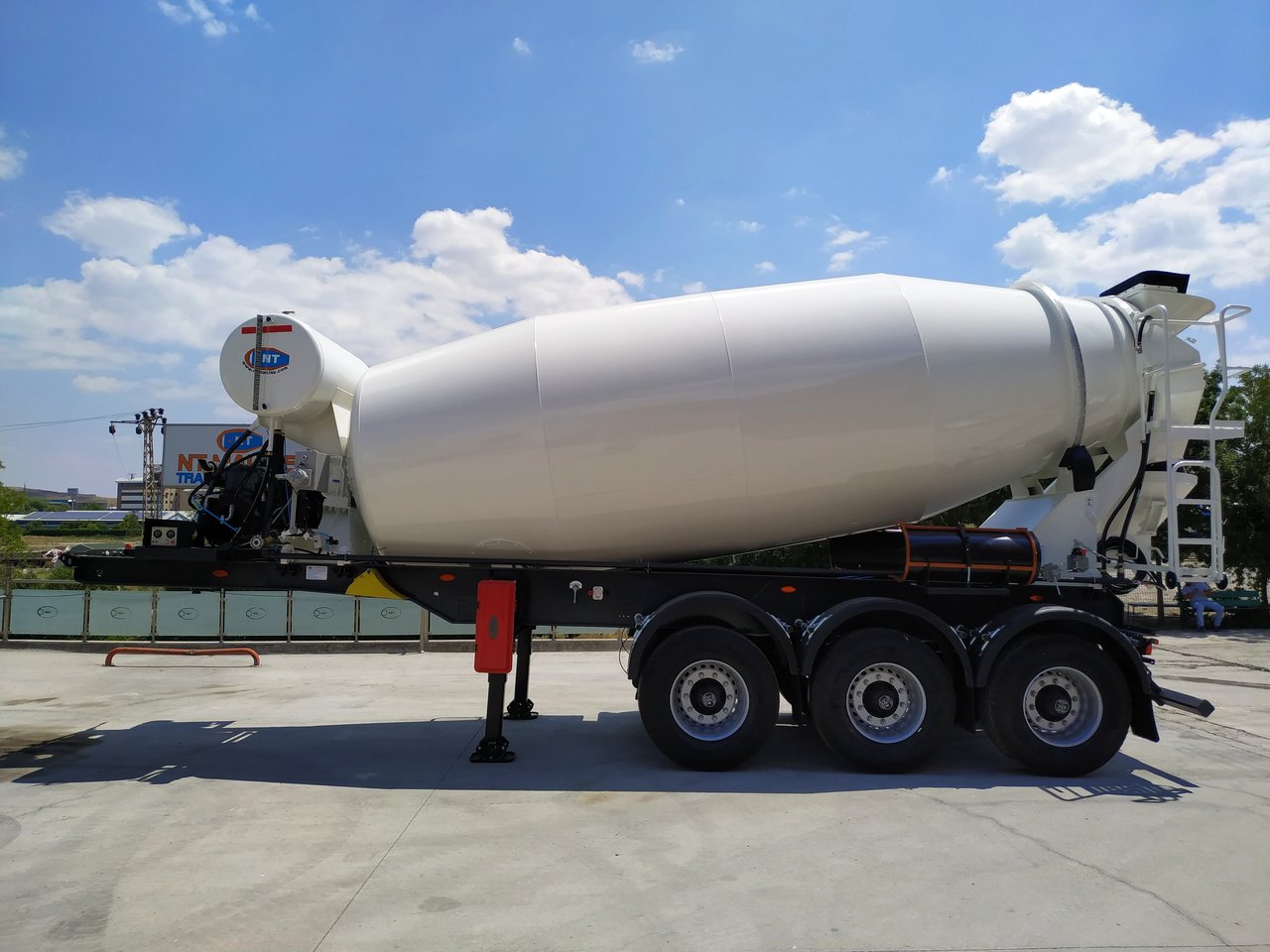 NT MAKINA TRAILERMIXER - Poluprikolica mikser: slika 2 NT MAKINA TRAILERMIXER - Poluprikolica mikser: slika 2