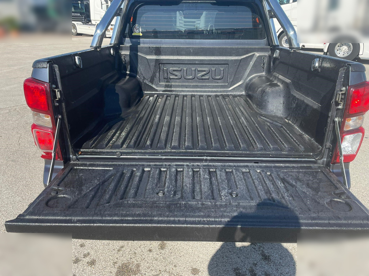 ISUZU D-MAX - Pikap: slika 4 ISUZU D-MAX - Pikap: slika 4