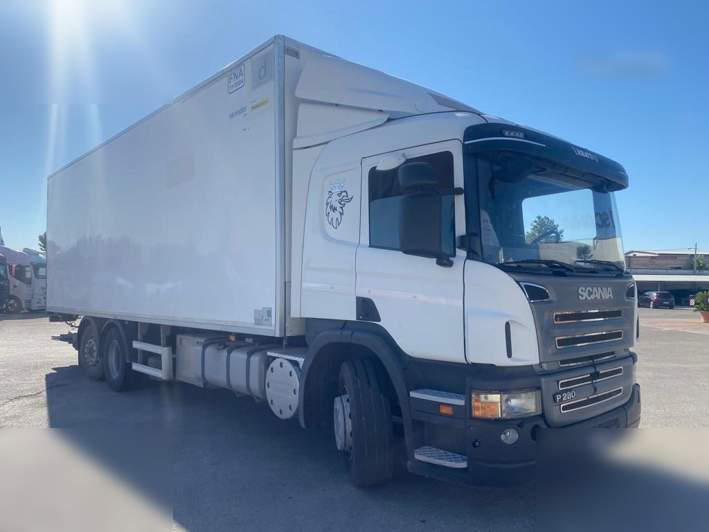SCANIA P280 - Kamion sa zatvorenim sandukom: slika 2 SCANIA P280 - Kamion sa zatvorenim sandukom: slika 2