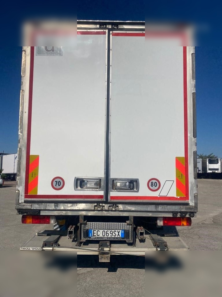 SCANIA P280 - Kamion sa zatvorenim sandukom: slika 4 SCANIA P280 - Kamion sa zatvorenim sandukom: slika 4