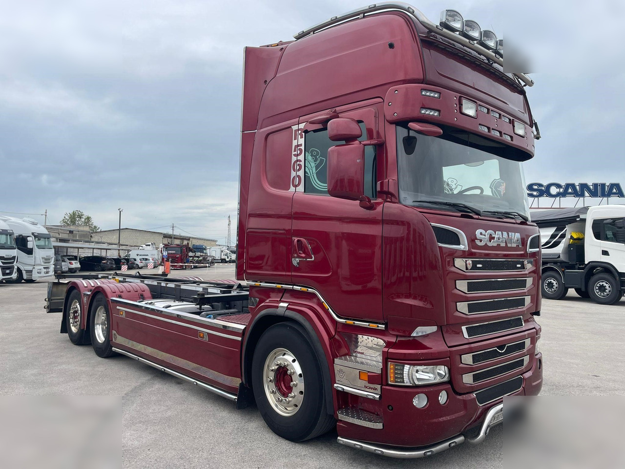 SCANIA R560 - Kamion za prevoz kontejnera/ Kamion sa promenjivim sandukom: slika 1 SCANIA R560 - Kamion za prevoz kontejnera/ Kamion sa promenjivim sandukom: slika 1
