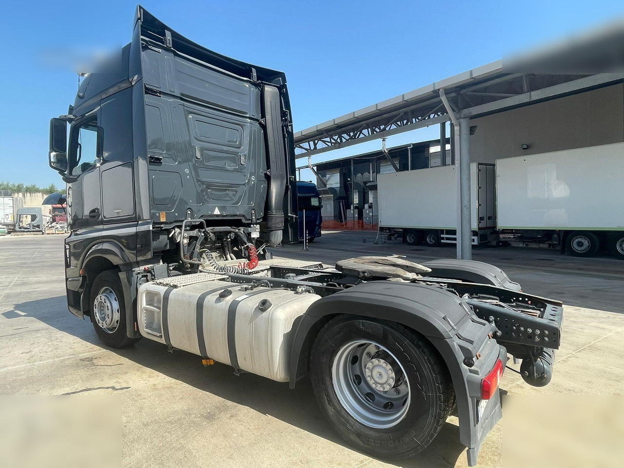 MERCEDES-BENZ ACTROS 1848 - Tegljač: slika 4 MERCEDES-BENZ ACTROS 1848 - Tegljač: slika 4
