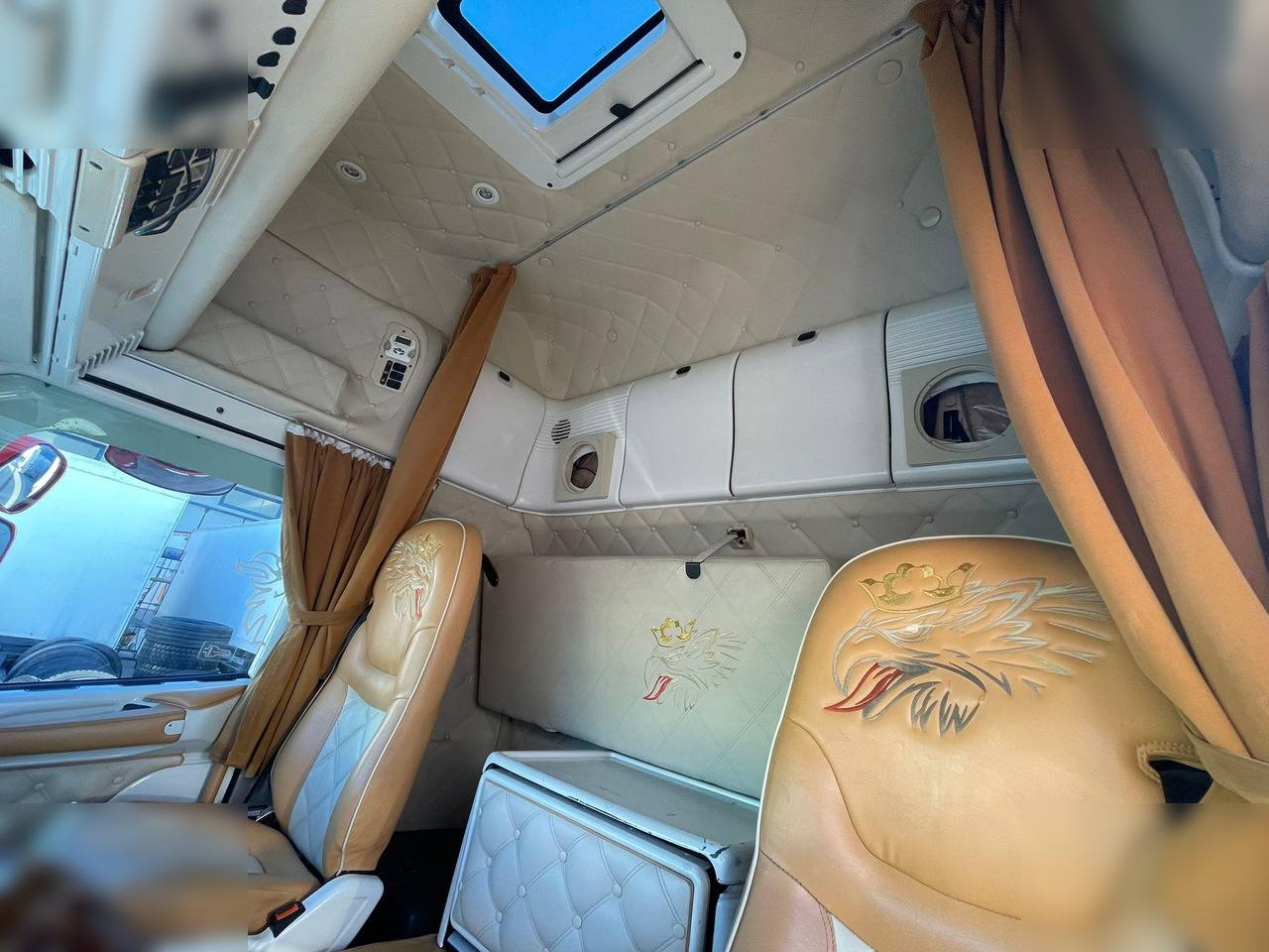 SCANIA R124.420 - Tegljač: slika 3 SCANIA R124.420 - Tegljač: slika 3