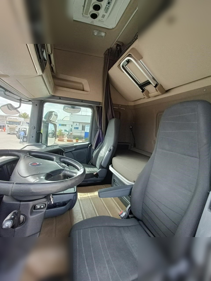 SCANIA R450 - Tegljač: slika 5 SCANIA R450 - Tegljač: slika 5