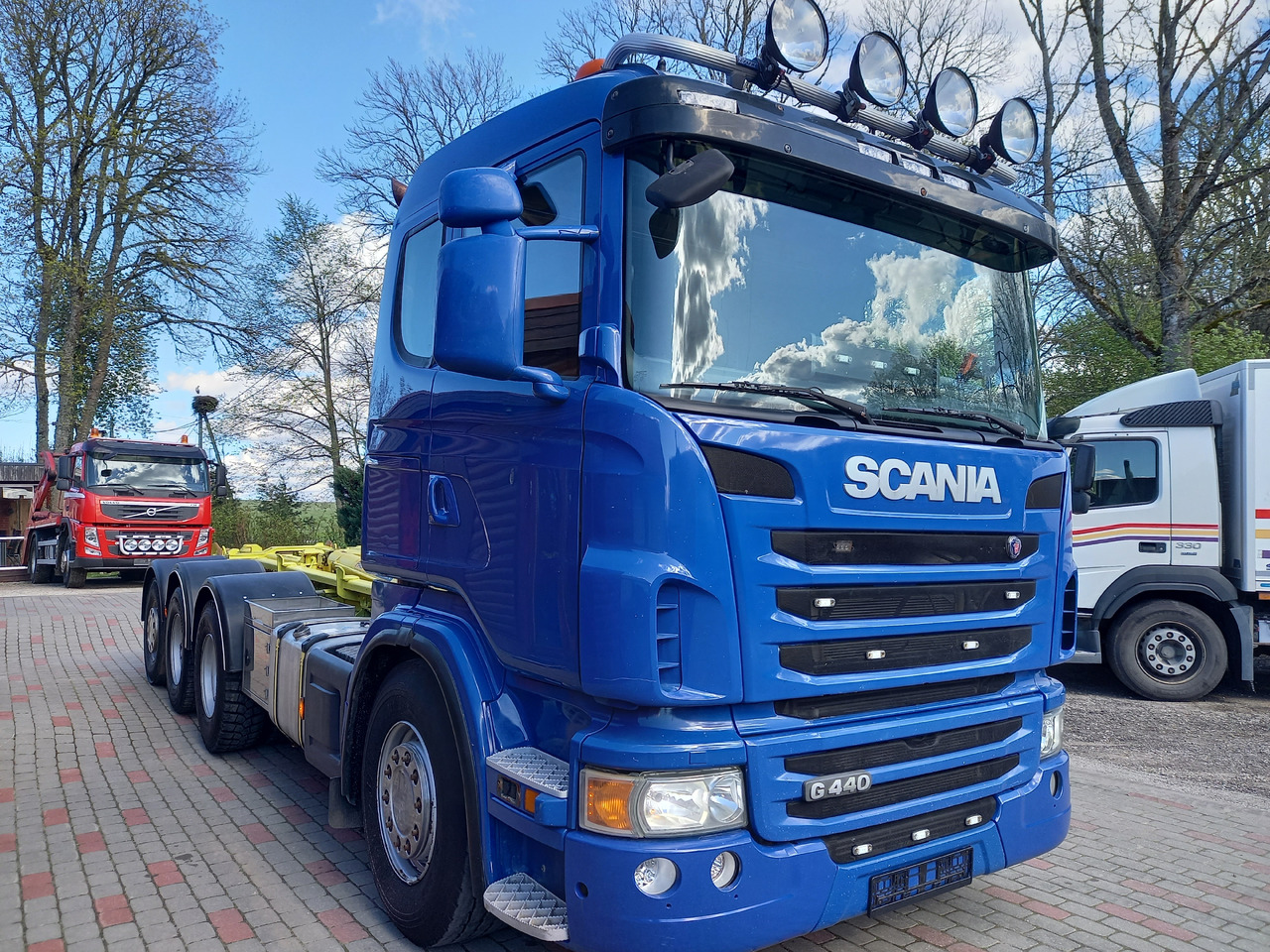 SCANIA G440, 8x4, GROSS WEIGHT 36000 KG. - Kamion sa hidrauličnom kukom: slika 4 SCANIA G440, 8x4, GROSS WEIGHT 36000 KG. - Kamion sa hidrauličnom kukom: slika 4