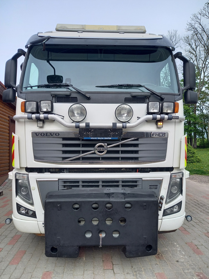 VOLVO FH16, 8x4, BIG AXLES, RETARDER, GW 39500 KG - Istovarivač: slika 4 VOLVO FH16, 8x4, BIG AXLES, RETARDER, GW 39500 KG - Istovarivač: slika 4
